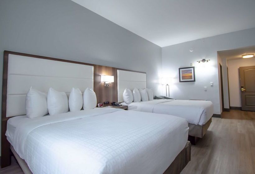 فندق Best Western Plus First Coast Inn And Suites