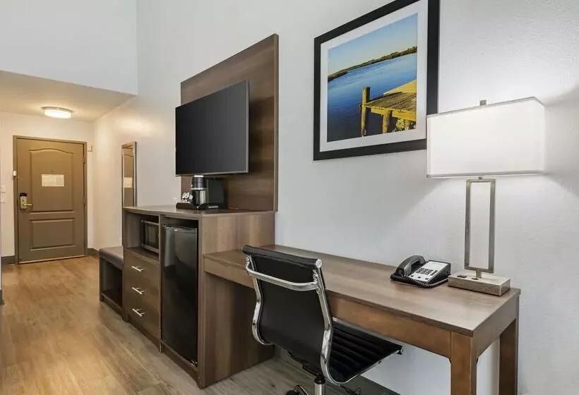 Hotel Best Western Plus First Coast Inn And Suites