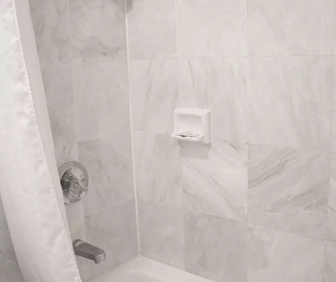 호텔 Discovery Inn