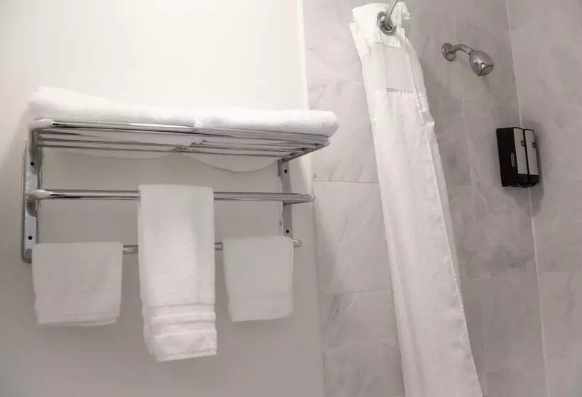 호텔 Discovery Inn