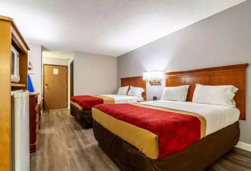 هتل Econo Lodge Lincoln