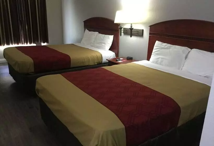 هتل Econo Lodge Lincoln