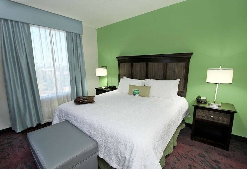 בית מלון כפרי Hampton Inn & Suites Winnie