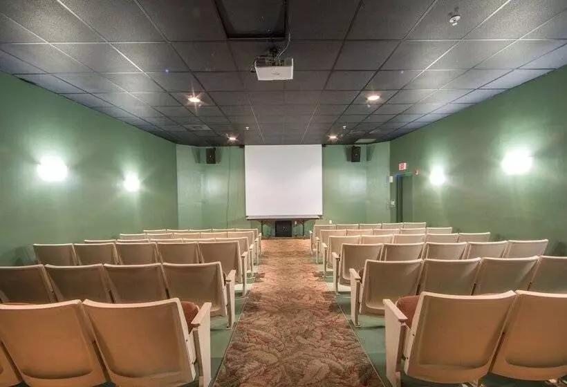 호텔 Holiday Inn Club Vacations Cape Canaveral Beach Resort, An Ihg