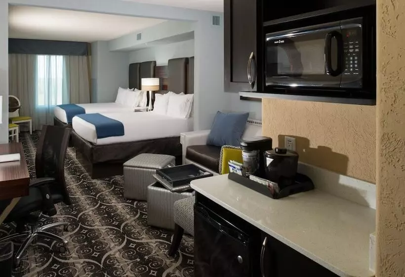 ホテル Holiday Inn Express & Suites Kansas City Airport, An Ihg