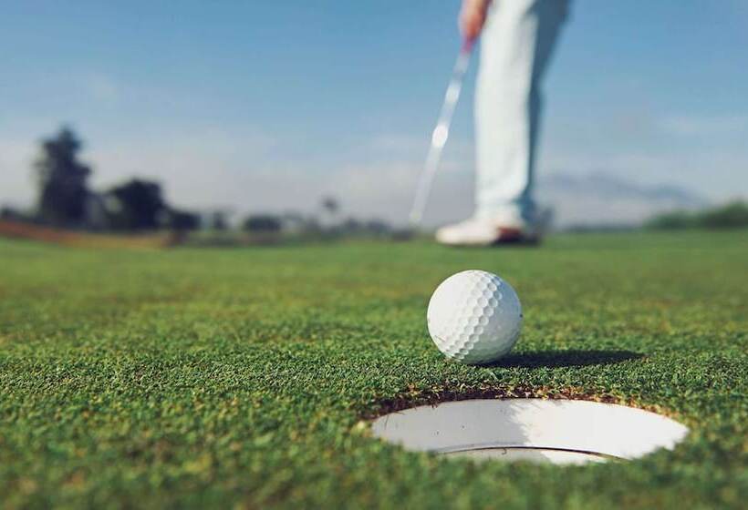 Magnuson Hotel West Liberty