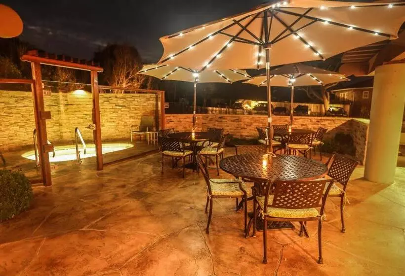 ホテル Moonstone Landing