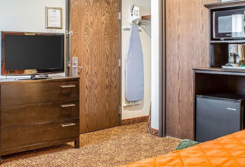 فندق Rodeway Inn Milford