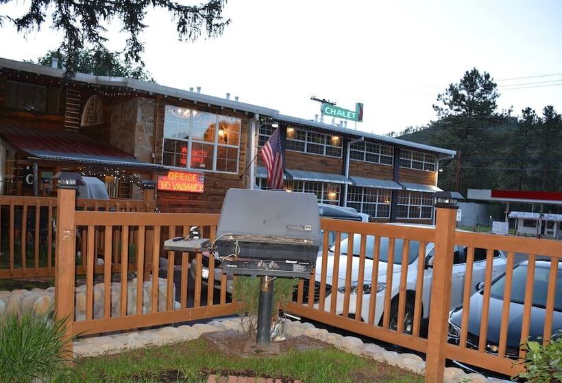 호텔 Sitzmark Chalet Inn