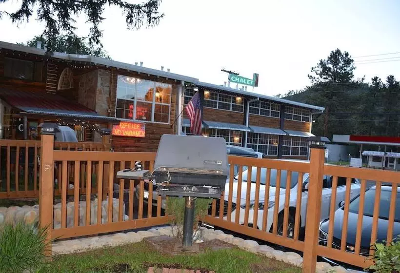 酒店 Sitzmark Chalet Inn