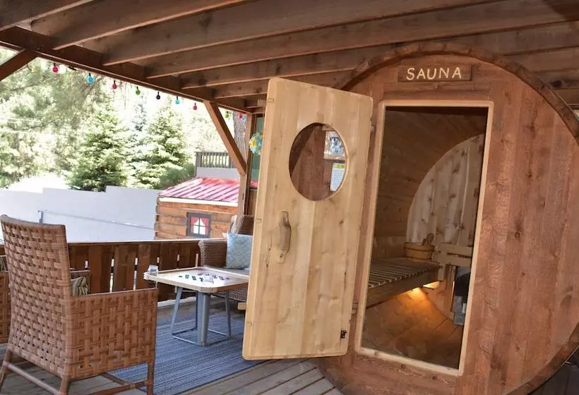 酒店 Sitzmark Chalet Inn