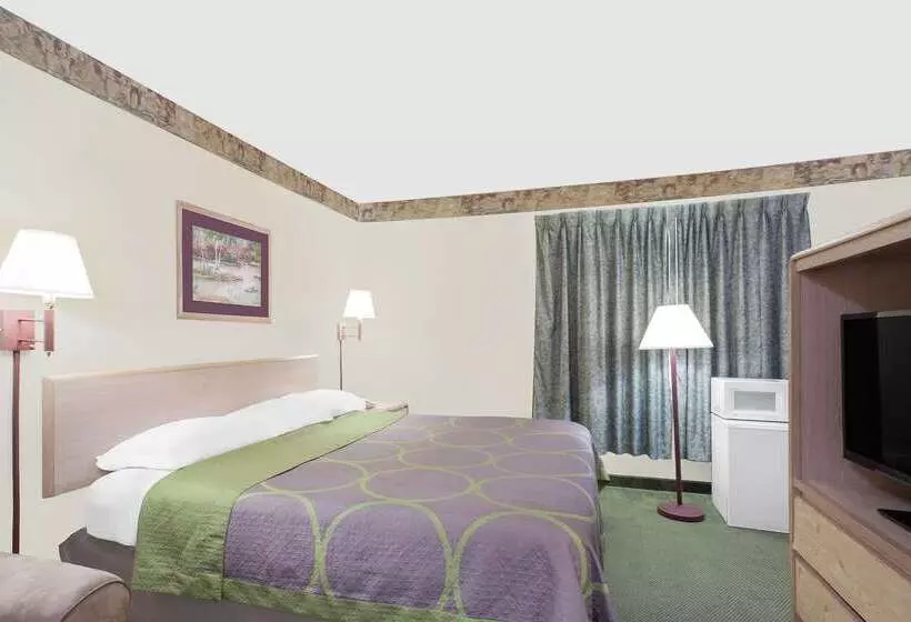 Hotel Super 8 By Wyndham Monticello