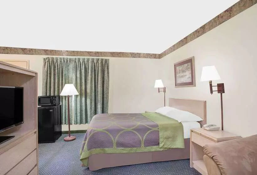 Hotel Super 8 By Wyndham Monticello