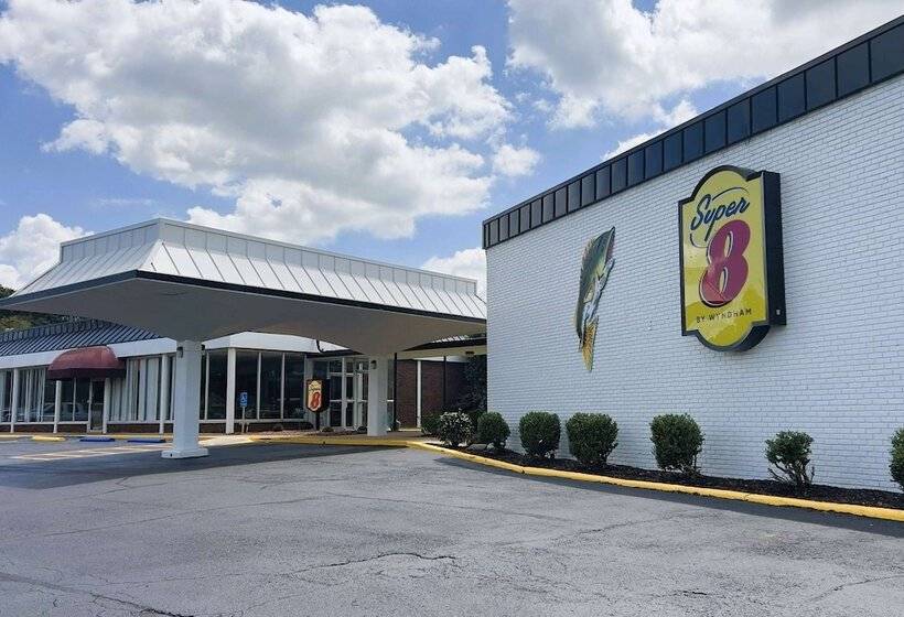 فندق Super 8 By Wyndham Riverside Al