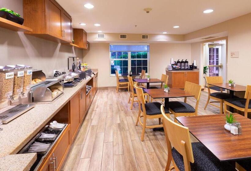 Отель Towneplace Suites Bowie Town Center