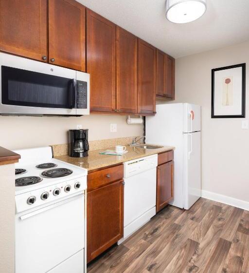 Отель Towneplace Suites Bowie Town Center