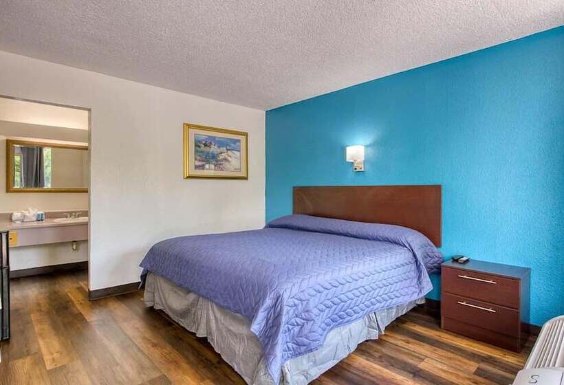 בית מלון כפרי Rodeway Inn