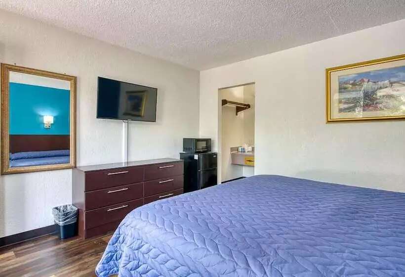 Отель Rodeway Inn