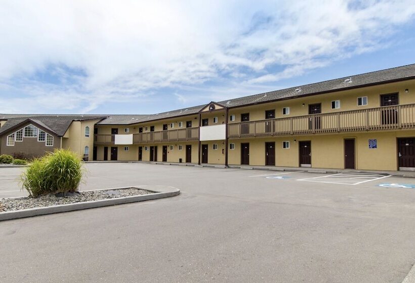 汽车旅馆  Anchor Beach Inn