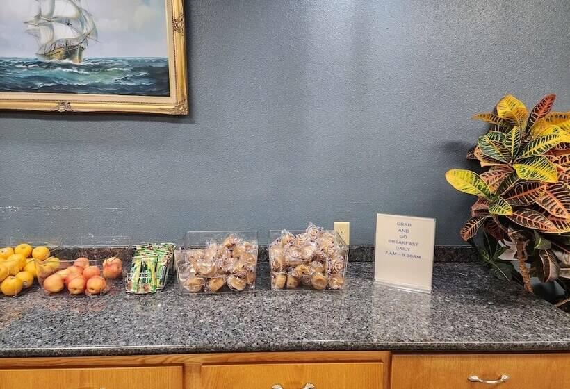 汽车旅馆  Anchor Beach Inn