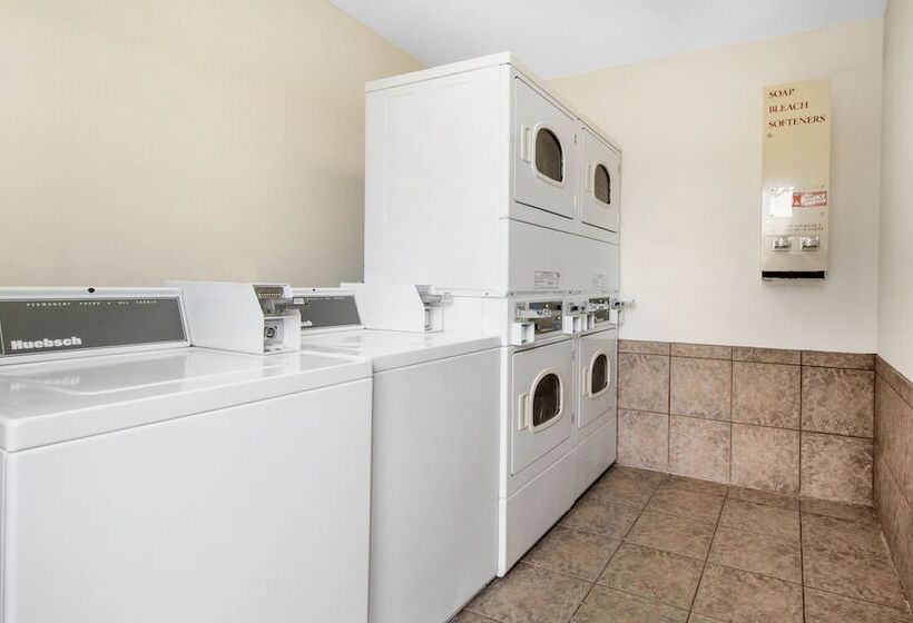 汽车旅馆  Anchor Beach Inn