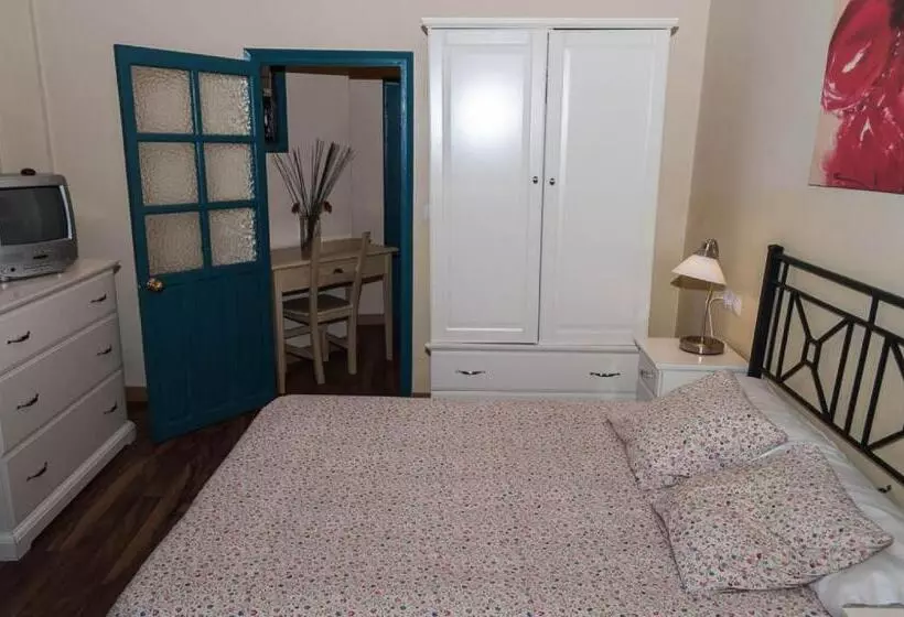 Pension La Montorena