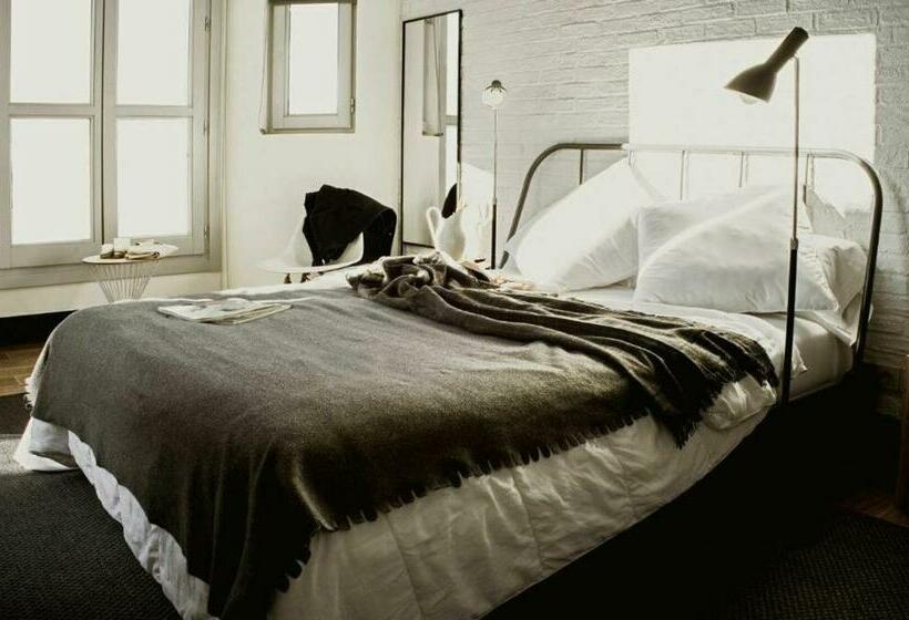 Room00 Ventura Hostel