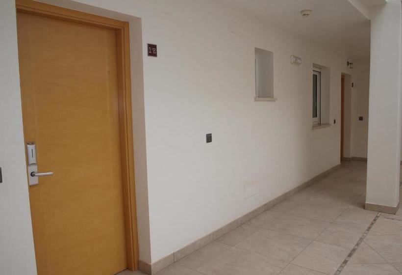 Apartamentos Turísticos Altai