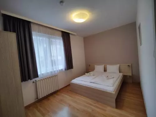 Corvin Plaza Apartments & Suites