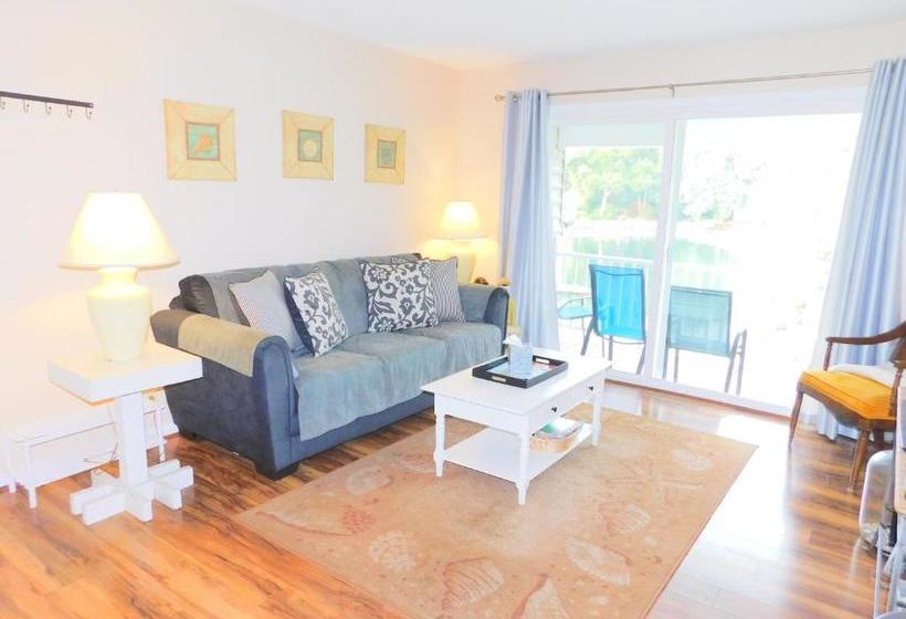 Ocean Walk By Hodnett Cooper