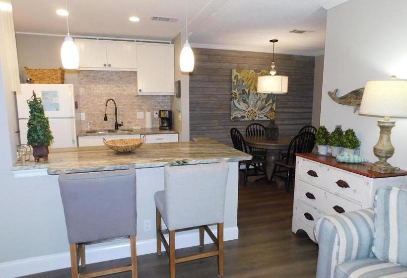 Ocean Walk By Hodnett Cooper