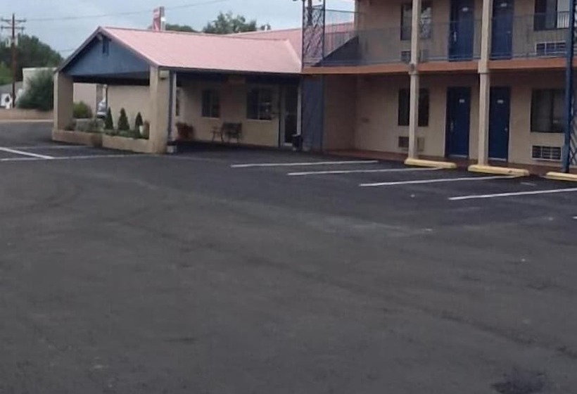 ホテル Travel Inn & Suite