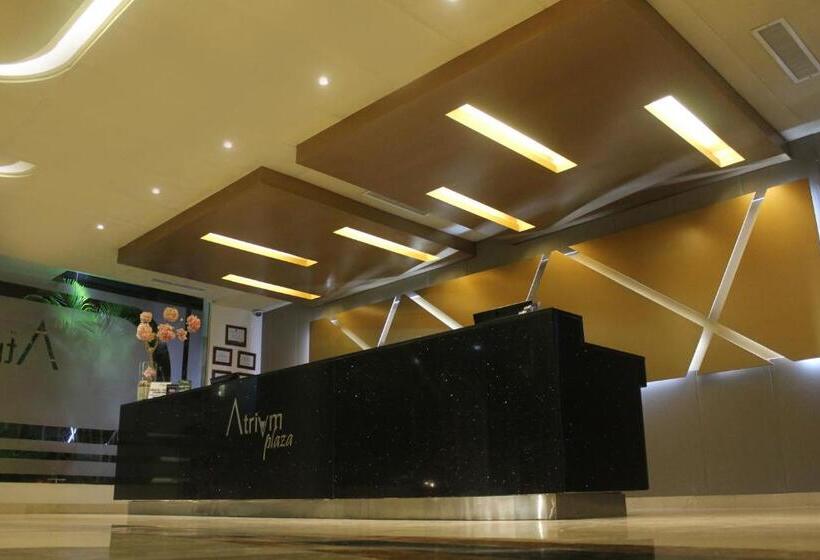 هتل Atrium Plaza