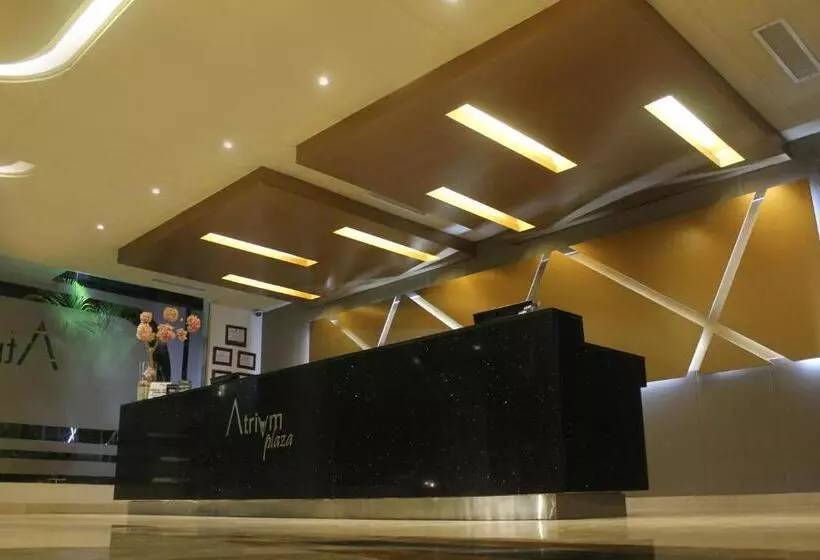 هتل Atrium Plaza
