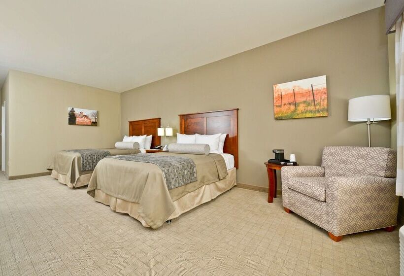 Green Mill Village Hotel & Suites, Bw Signature Collection