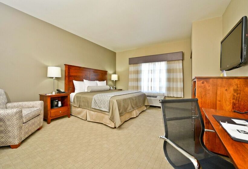 Green Mill Village Hotel & Suites, Bw Signature Collection
