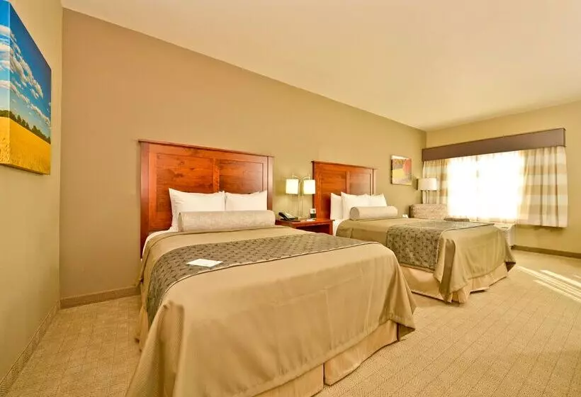 Green Mill Village Hotel & Suites, Bw Signature Collection