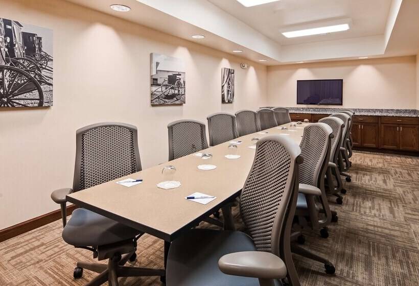 Green Mill Village Hotel & Suites, Bw Signature Collection