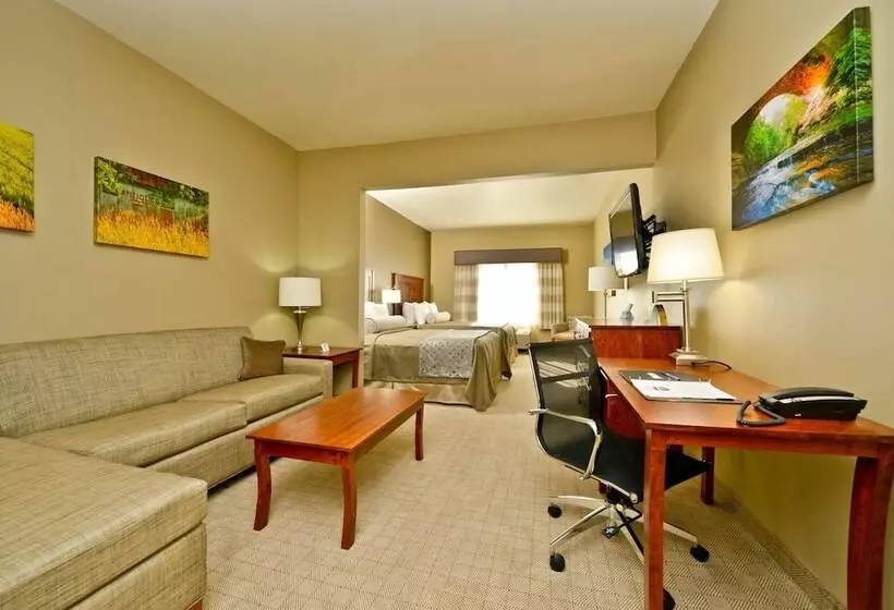 Green Mill Village Hotel & Suites, Bw Signature Collection