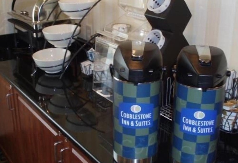 ホテル Evansville Inn & Suites By Oyo