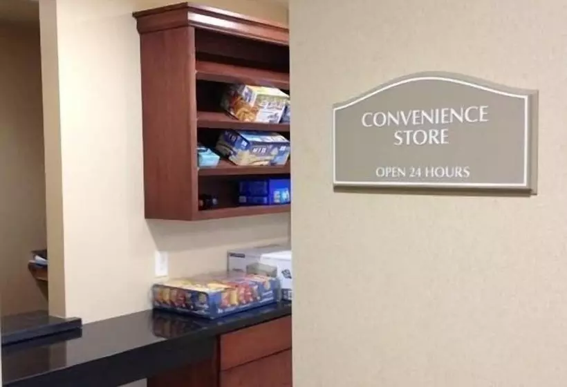 酒店 Evansville Inn & Suites By Oyo