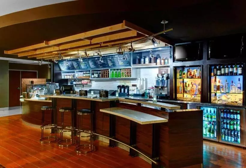 Otel Courtyard By Marriott Anniston Oxford