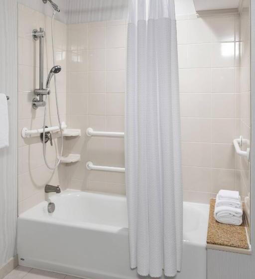 בית מלון כפרי Courtyard By Marriott Portland Airport