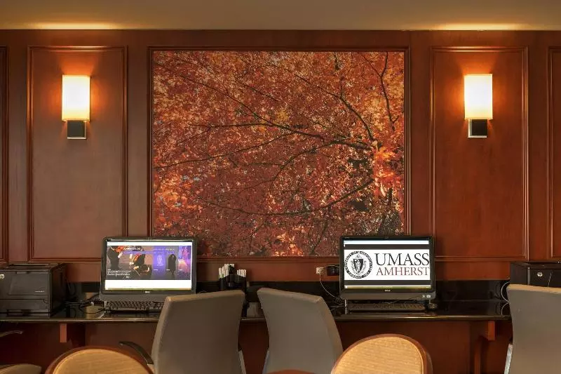 호텔 Courtyard By Marriott Hadley Amherst