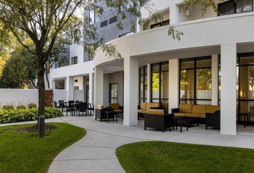 בית מלון כפרי Courtyard By Marriott Harrisburg West/mechanicsburg