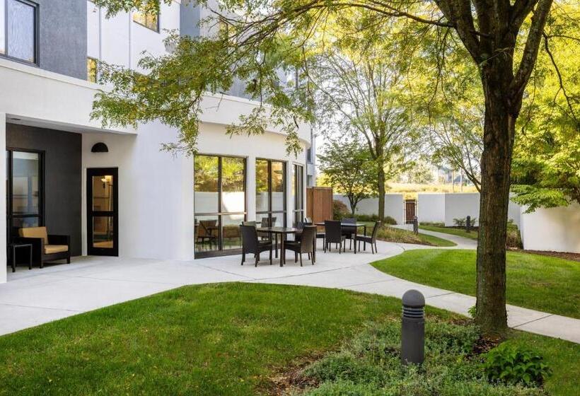 בית מלון כפרי Courtyard By Marriott Harrisburg West/mechanicsburg