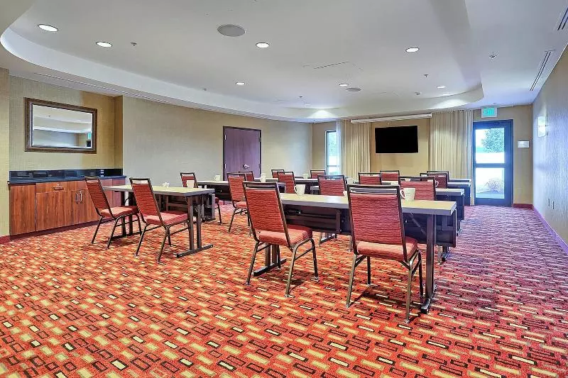 Szálloda Courtyard By Marriott Harrisburg West/mechanicsburg