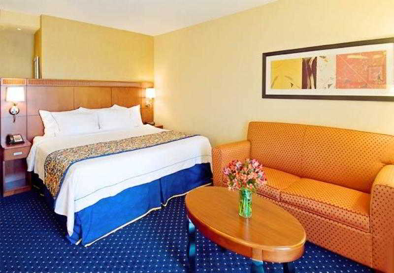 בית מלון כפרי Courtyard By Marriott Harrisburg West/mechanicsburg