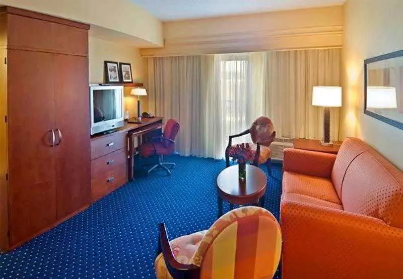 Szálloda Courtyard By Marriott Harrisburg West/mechanicsburg