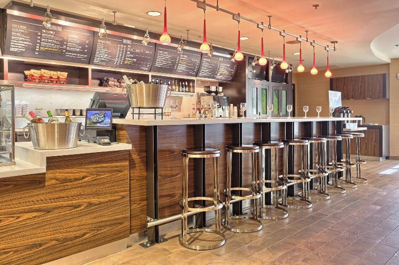 בית מלון כפרי Courtyard By Marriott Harrisburg West/mechanicsburg